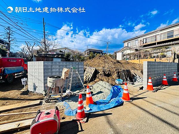 【現地外観：令和8年5月完成予定】※同メーカーのモデルハウスがございます。