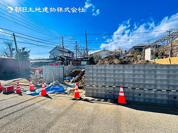 【現地外観：令和8年5月完成予定】※同メーカーのモデルハウスがございます。