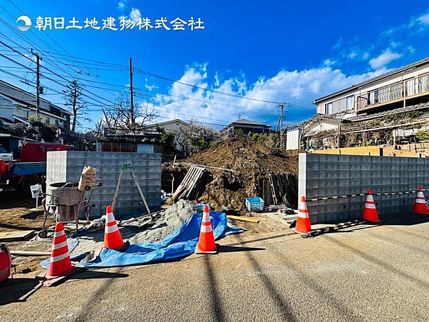 【現地外観：令和8年5月完成予定】※同メーカーのモデルハウスがございます。