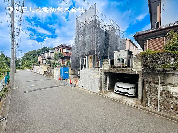 【現地外観：令和8年7月完成予定】※同メーカーのモデルハウスがございます。