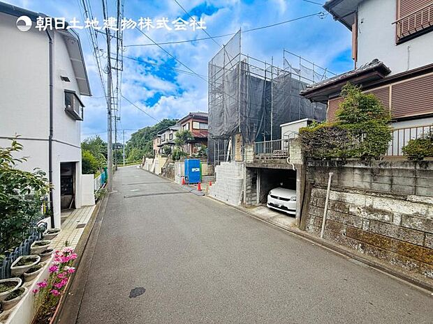 【現地外観：令和8年7月完成予定】※同メーカーのモデルハウスがございます。