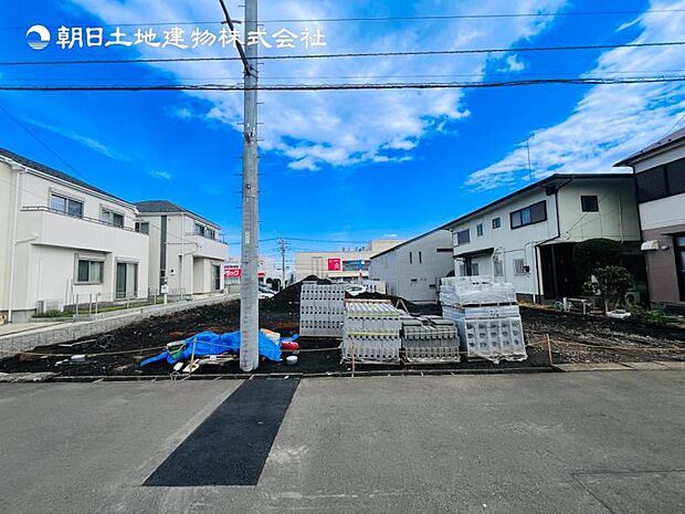 【現地写真:令和8年7月完成予定】※同メーカーのモデルハウスがございます。