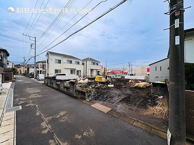 【現地写真:令和8年7月完成予定】※同メーカーのモデルハウスがございます。