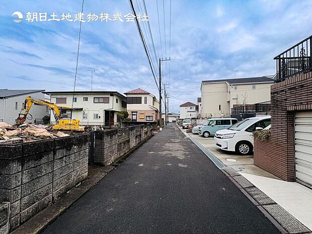 【現地写真:令和8年7月完成予定】※同メーカーのモデルハウスがございます。