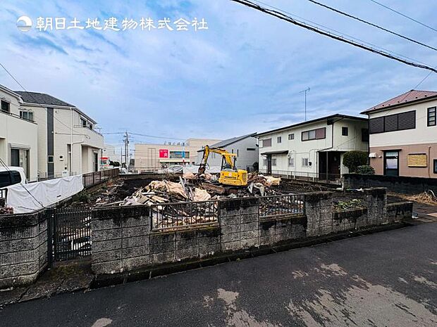 【現地写真:令和8年7月完成予定】※同メーカーのモデルハウスがございます。