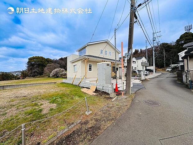 【現地外観:3月末完成予定】