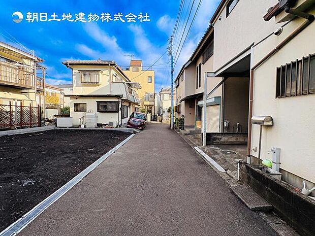 【現地写真:令和8年8月完成予定】※同メーカーのモデルハウスがございます。