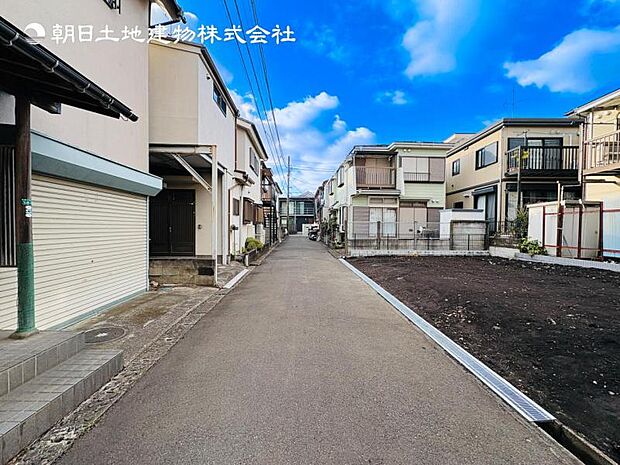 【現地写真:令和8年8月完成予定】※同メーカーのモデルハウスがございます。