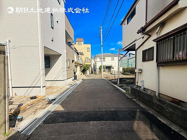 【現地写真：令和8年8月完成予定】※同メーカーのモデルハウスがございます。