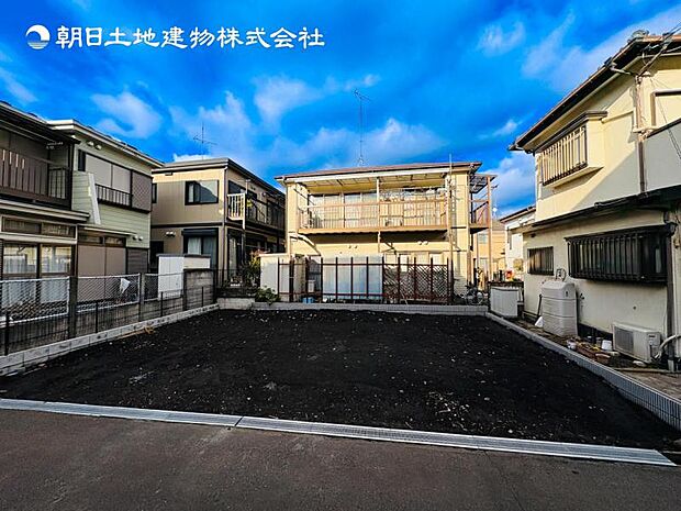 【現地写真：令和8年8月完成予定】※同メーカーのモデルハウスがございます。