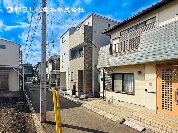 【現地写真：令和8年8月完成予定】※同メーカーのモデルハウスがございます。