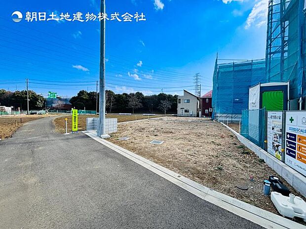 【現地写真：令和8年7月完成予定】※同メーカーのモデルハウスがございます。