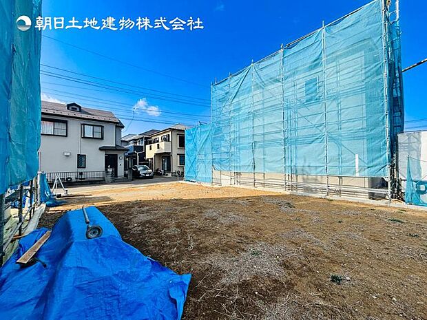 【現地写真:令和8年7月完成予定】※同メーカーのモデルハウスがございます。