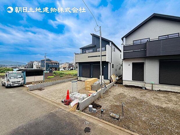 【現地写真：令和8年7月上旬完成予定】※同メーカーのモデルハウスがございます。