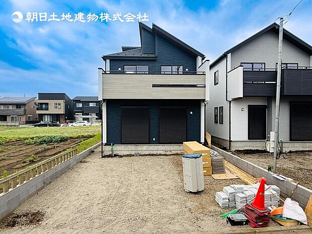【現地写真：令和8年7月上旬完成予定】※同メーカーのモデルハウスがございます。