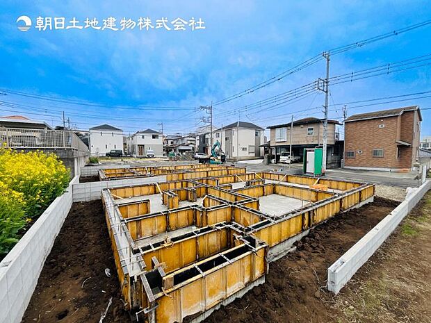 【現地写真:令和8年7月上旬完成予定】※同メーカーのモデルハウスがございます。