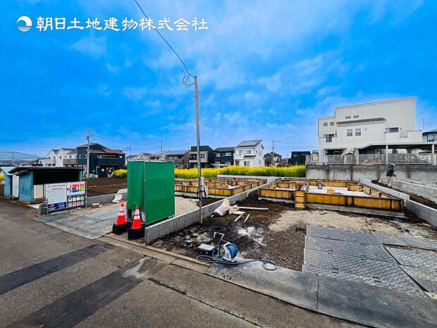 【現地写真:令和8年7月上旬完成予定】※同メーカーのモデルハウスがございます。