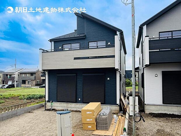 【現地写真：令和8年7月上旬完成予定】※同メーカーのモデルハウスがございます。