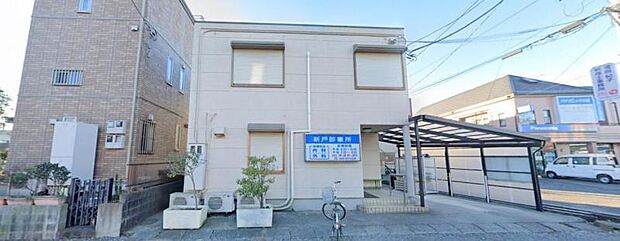 【新戸診療所】890m 先生は穏やかな雰囲気でよく話を聞いてくれて質問にも分かりやすく答えてくれます。診察も丁寧です。