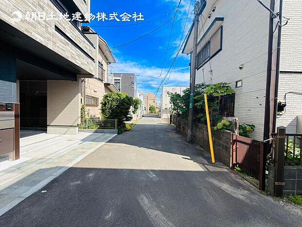 【現地写真:令和8年8月中旬完成予定】※同メーカーのモデルハウスがございます。