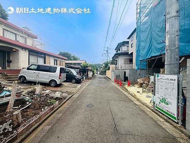 【現地写真：令和8年9月中旬完成予定】※同メーカーのモデルハウスがございます。