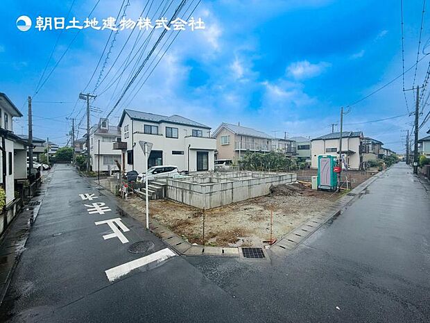 【現地外観:令和8年7月完成予定】※同メーカーのモデルハウスございます。