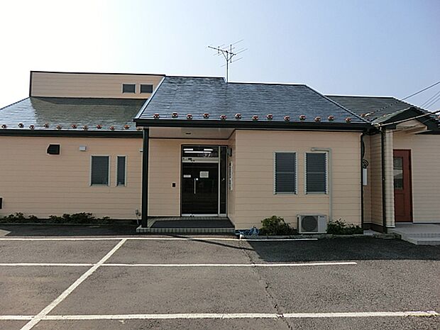 【比留川医院】460m 病院内は綺麗で清潔感もあります。受付の方の対応も良いです。先生も優しくて色々と教えてくれたりアドバイスもしてくれます。
