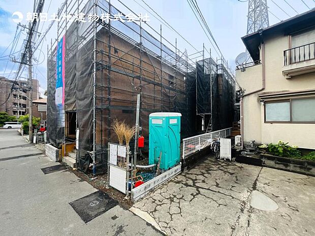 【現地外観：令和8年6月完成予定】※同メーカーのモデルハウスございます。