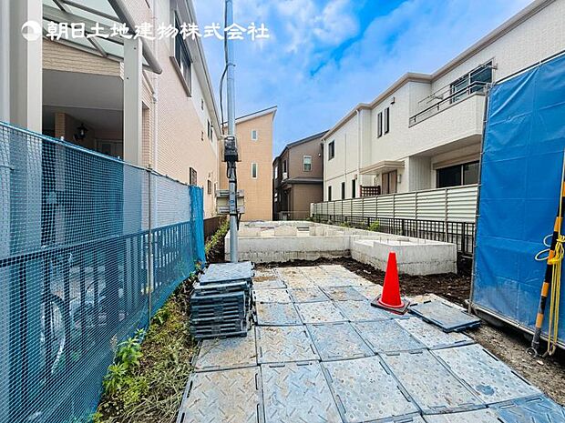 【現地外観：令和8年8月上旬完成予定】※同メーカーのモデルハウスございます。