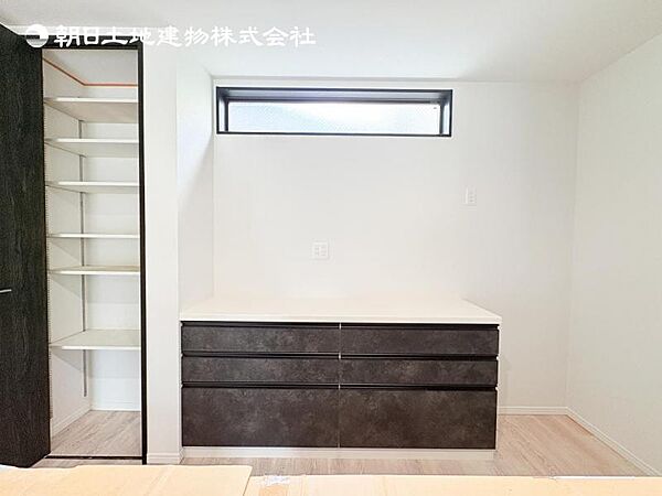 【収納】適材各所にしっかりと収納スペースがございます！