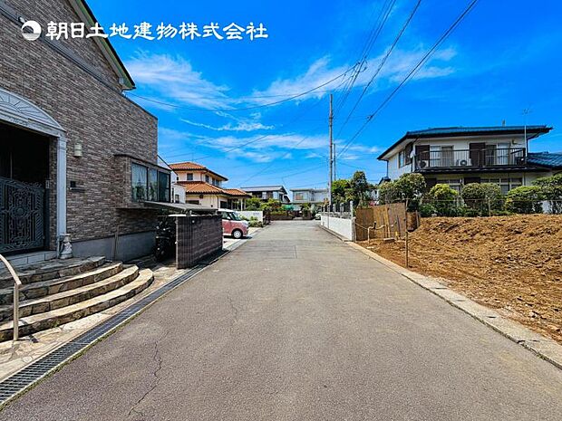 【現地外観：令和8年9月中旬完成予定】※同メーカーのモデルハウスございます。