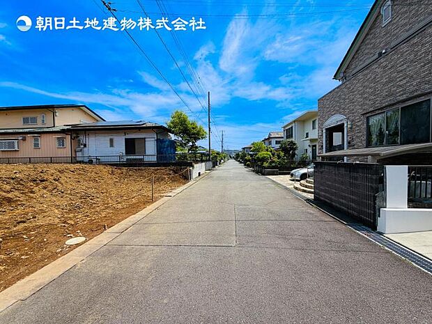 【現地外観：令和8年9月中旬完成予定】※同メーカーのモデルハウスございます。