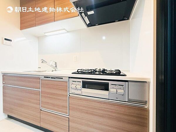 【キッチン】キッチンワークしながら大切な家族との会話を楽しむ。家族のコミュニケーションが生まれるキッチンです！