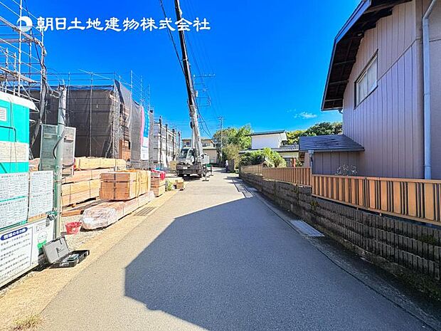 【現地写真：令和8年11月上旬完成予定】※同メーカーのモデルハウスございます。