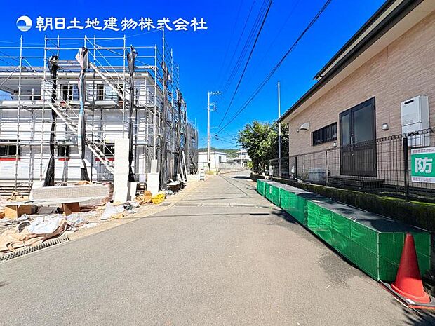 【現地写真：令和8年11月上旬完成予定】※同メーカーのモデルハウスございます。