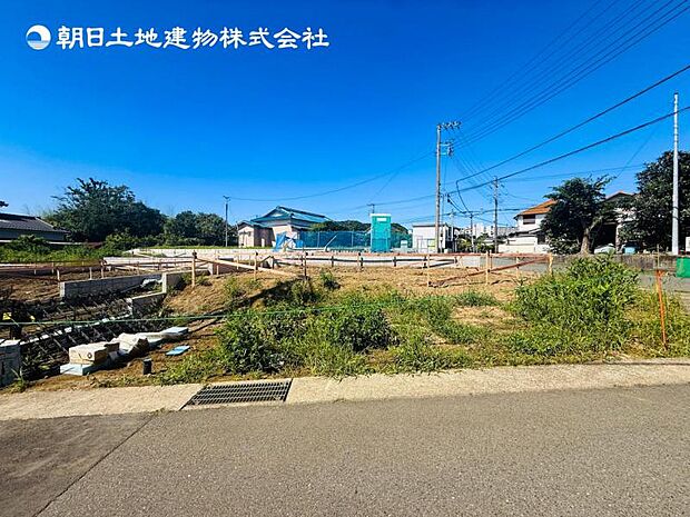 【現地写真：令和8年9月下旬完成予定】※同メーカーのモデルハウスございます。