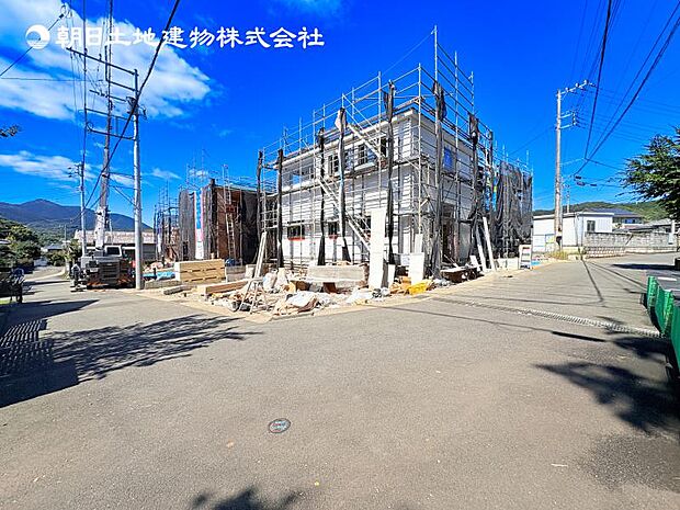 【現地写真：令和8年9月下旬完成予定】※同メーカーのモデルハウスございます。