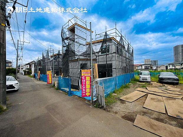 【現地外観:令和8年9月末完成予定】※同メーカーのモデルハウスございます。