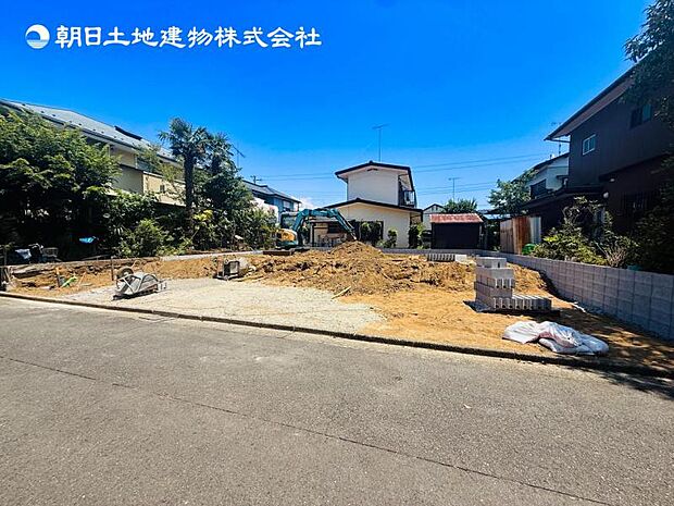 【現地外観:令和8年12月完成予定】※同メーカーのモデルハウスございます。