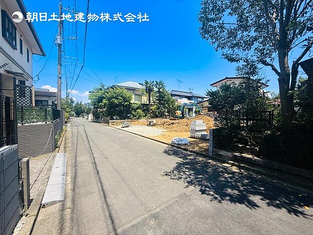 【現地外観:令和8年12月完成予定】※同メーカーのモデルハウスございます。