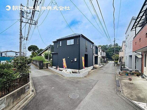 【現地外観：令和8年10月下旬完成予定】※同メーカーのモデルハウスございます。
