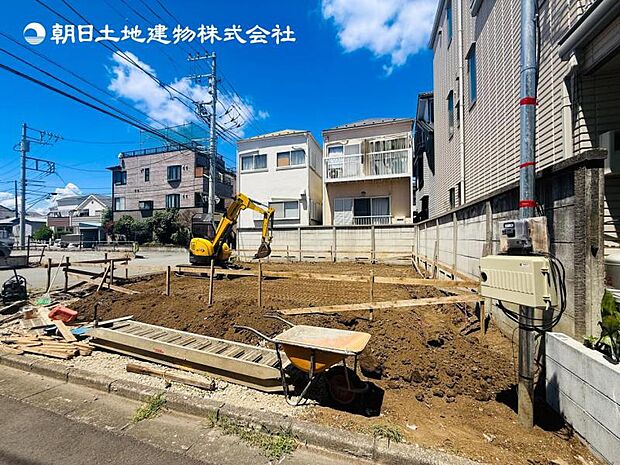 【現地写真：令和8年11月上旬完成予定】※同メーカのモデルハウスございます！！