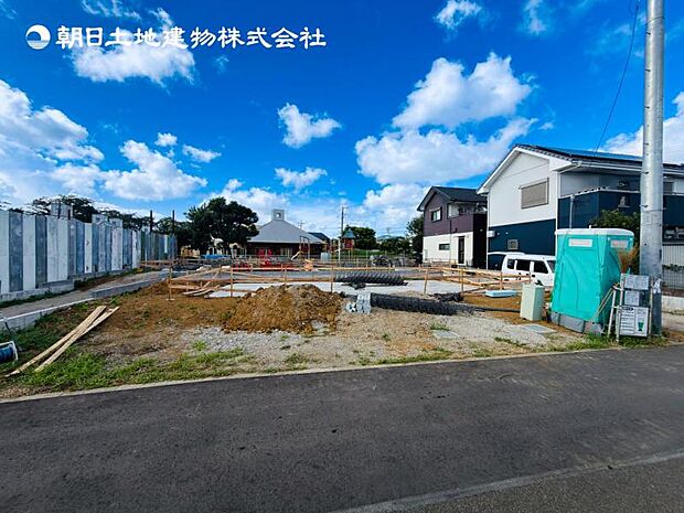 【現地外観:令和8年10月完成予定】※同メーカーのモデルハウスがございます。