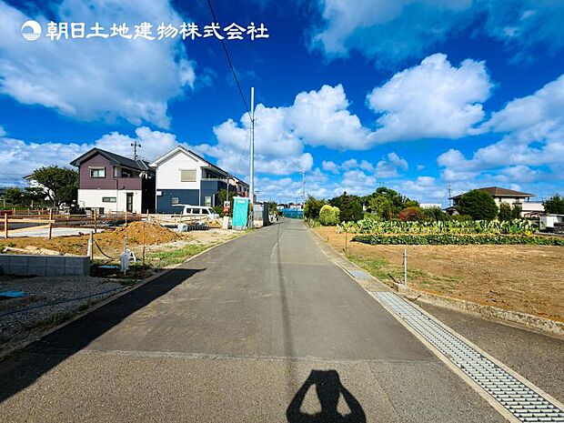 【現地外観:令和8年10月完成予定】※同メーカーのモデルハウスがございます。