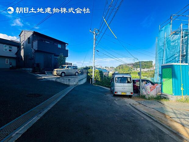 【現地外観：令和8年8月末完成予定】※同メーカーのモデルハウスございます。