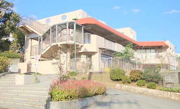 【たちばな保育園】860m　強い身体と強い心を育てる事をモットーとした、仏教の保育園です。