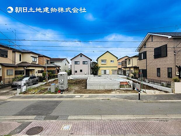 【現地外観:令和8年10月完成予定】※同メーカーのモデルハウスございます。