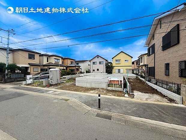 【現地外観:令和8年10月完成予定】※同メーカーのモデルハウスございます。