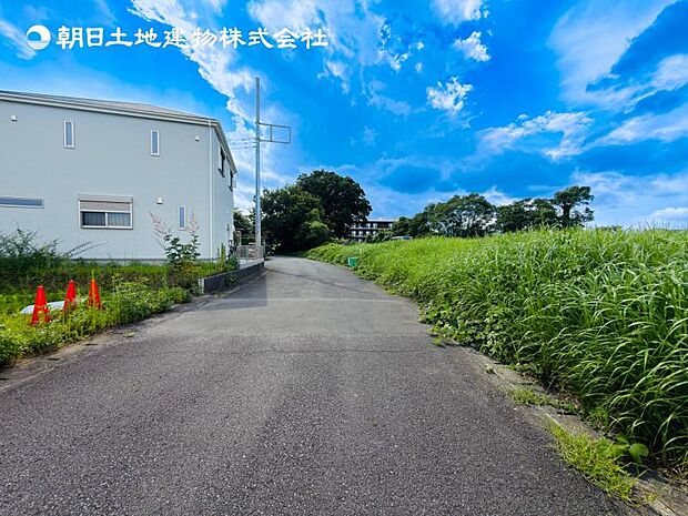 【現地外観:令和9年1月下旬完成予定】※同メーカーのモデルハウスございます。