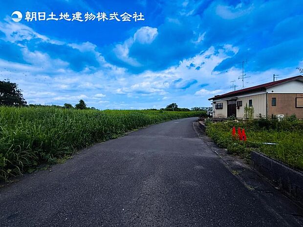 【現地外観:令和9年1月下旬完成予定】※同メーカーのモデルハウスございます。